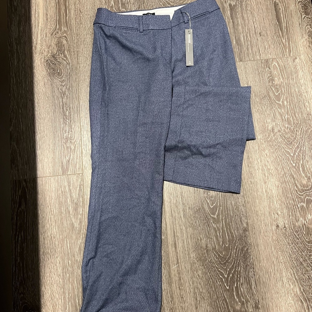 Brand new trousers from Loft size 6 petite